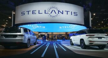 Stellantis CEO Warns: Automakers Facing a ‘Big Trap’ Amidst EV Transition
